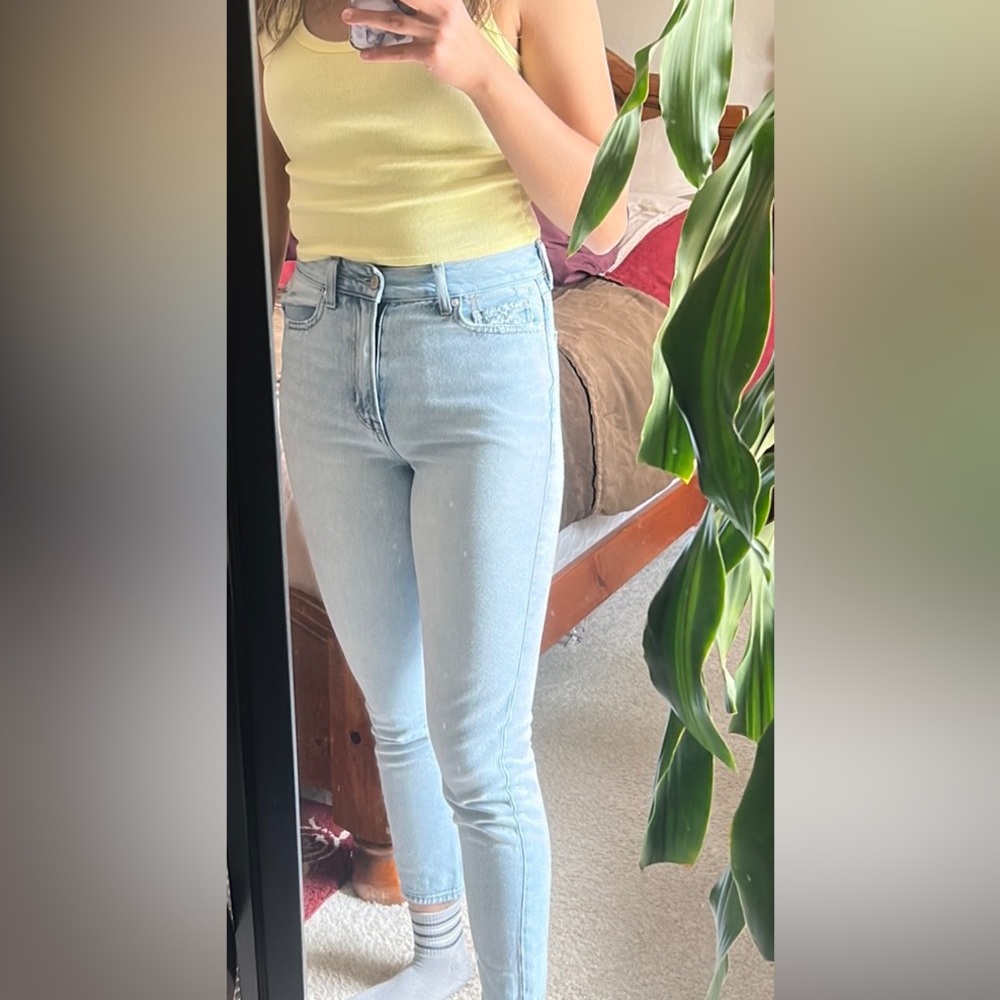 American eagle mom jeans